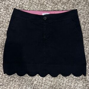 Crown & Ivy Black Mini Skirt with Scalloped Hem Size 2